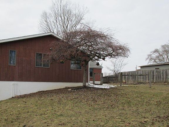 4th image of 4460 N Sullivan Rd