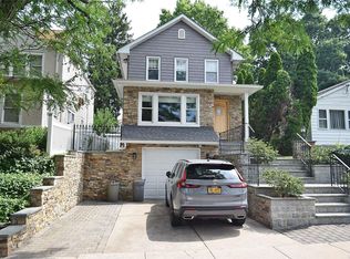 4133 248th St, Flushing, NY 11363