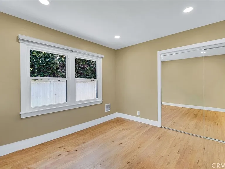 4515 Greenmeadows Ave — Photo 26