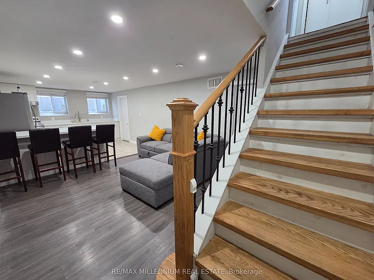 80 Rainier Sq #BASEMENT — Photo 7