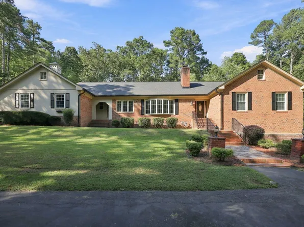 510 Valley Rd, Sanford, NC 27330