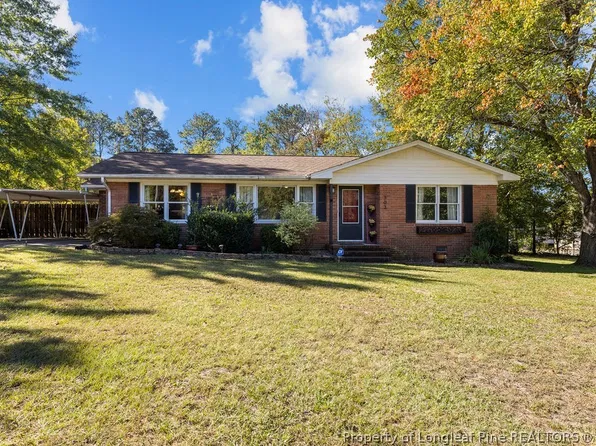 303 Decatur Dr, Fayetteville, NC 28303