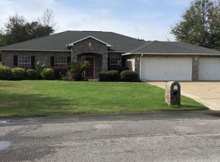 7049 Lago Mirada Dr, Navarre, FL 32566