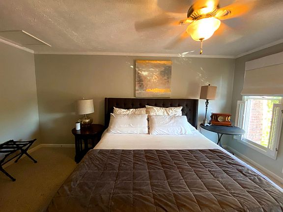 3rd image of 4021 Heather Ct