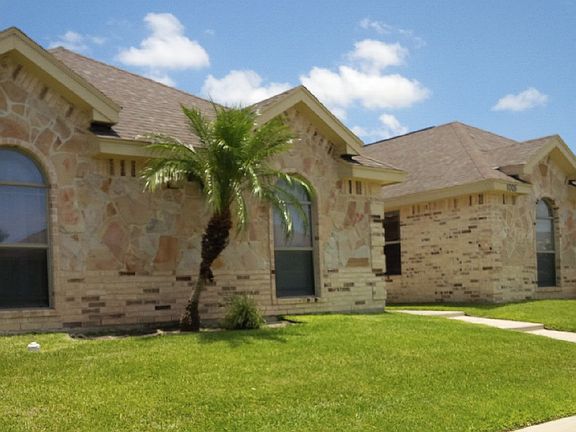 2nd image of 1005 S Palm Dr APT 1