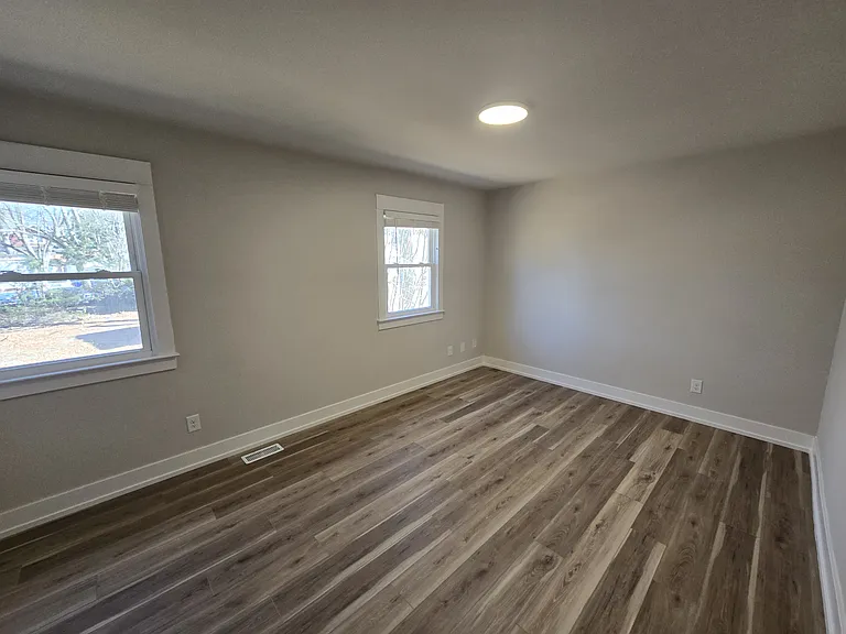 705 S Broad St #E — Photo 14
