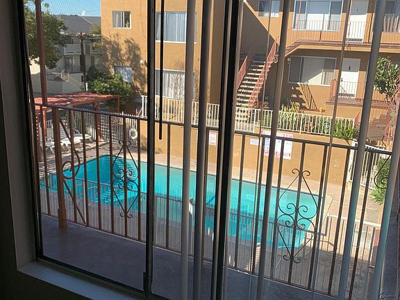 3rd image of 434 S 6th St APT P