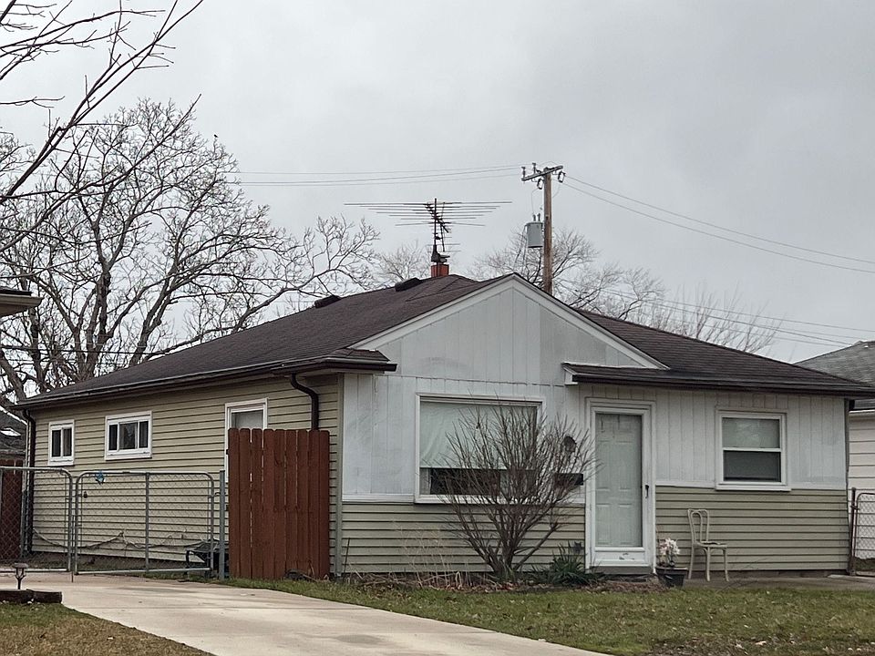 2nd image of 5643 Clippert St