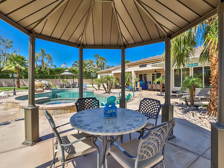 80445 Paria Way — Photo 37