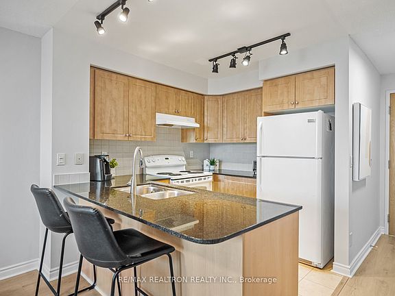 4th image of 503 Beecroft Rd #318