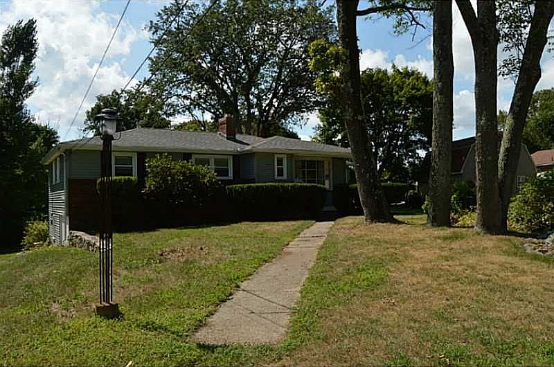 2nd image of 2260 Mendon Rd