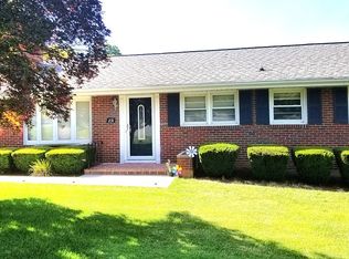 231 Woodmere Dr, Vinton, VA 24179