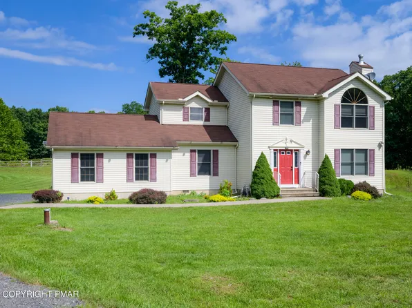 263 Waverly Dr, East Stroudsburg, PA 18302