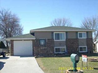 604 Meadow Ln, Norfolk, NE 68701