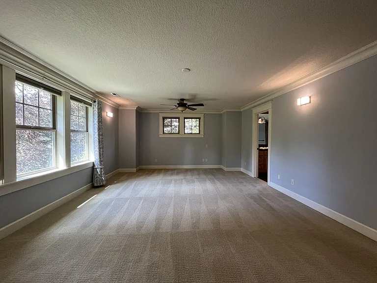 6435 McDuff Ct — Photo 40
