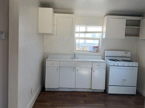 4th image of 309 & 309-1/2 Pardee Ave
