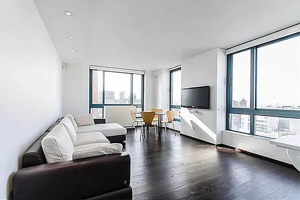 1st image of 1 Irving Pl APT P26a