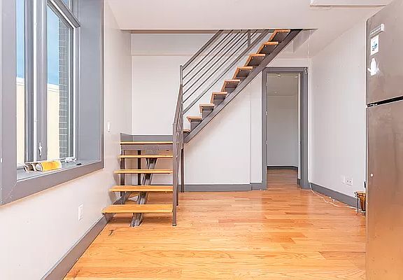 2nd image of 1303 Greene Ave #4C