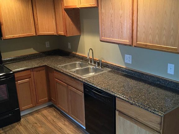 2nd image of 1016 Winthrop Ave