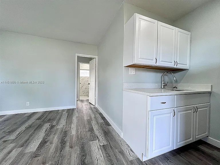 1st image of 2901 NW 18th St APT 1-26