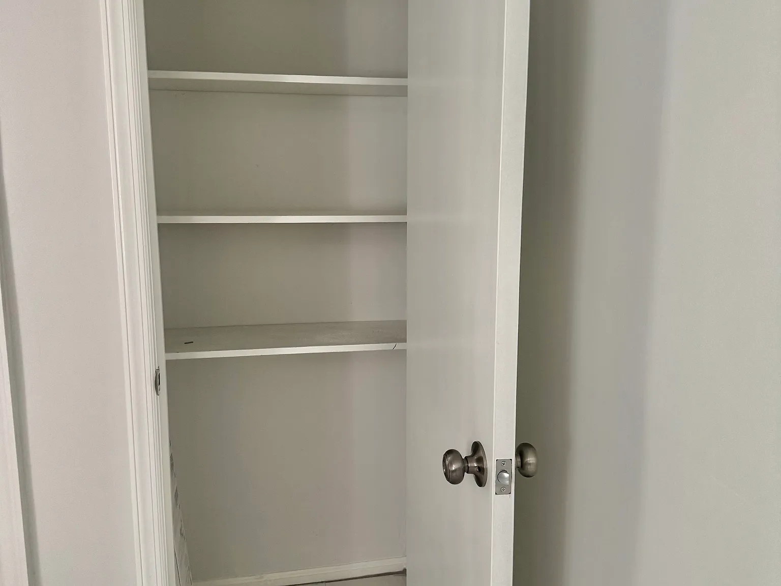 1 bed, $2,200 — Photo 4