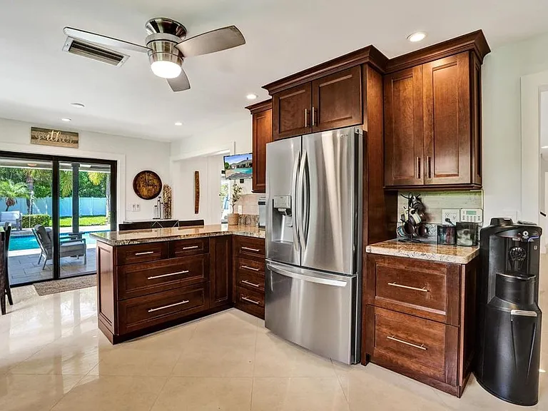 5569 Wind Drift Ln — Photo 34
