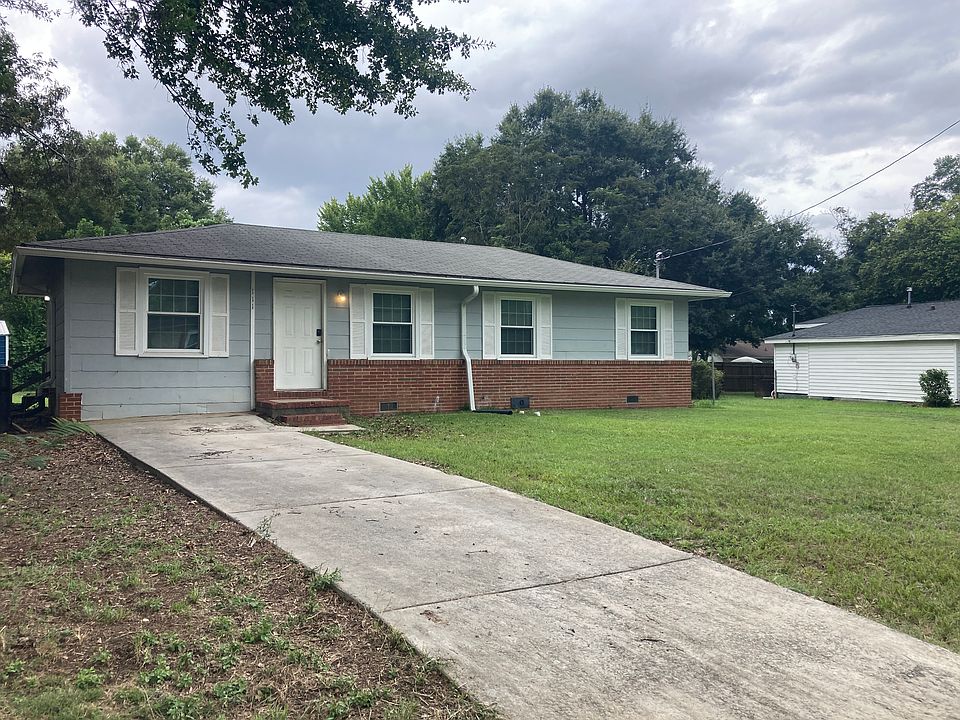 1st image of 111 Trinity Dr