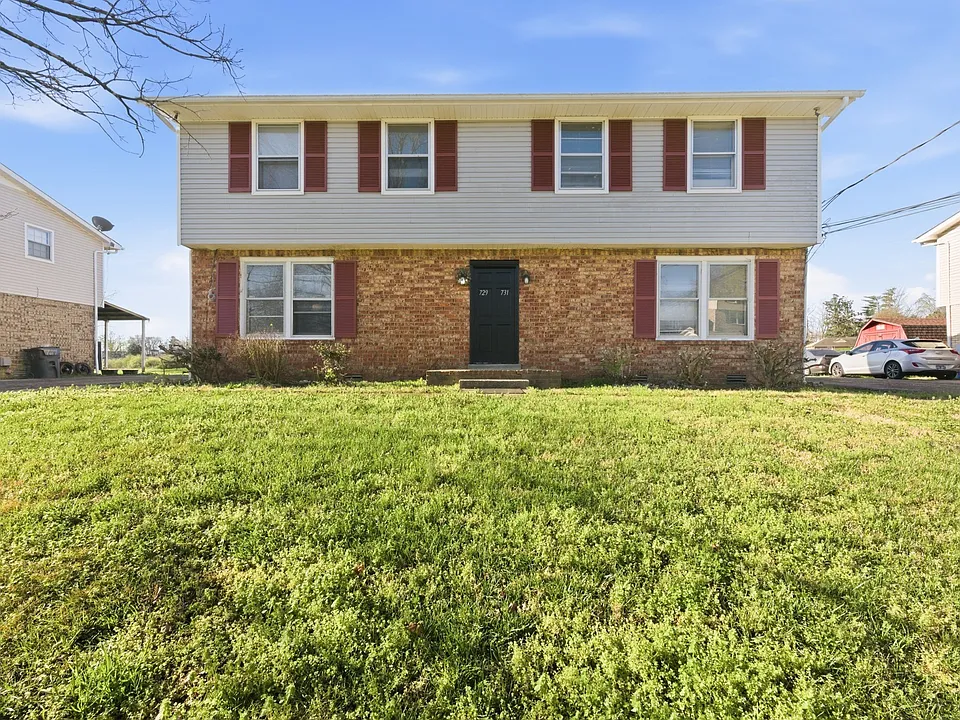 731 McPherson Dr