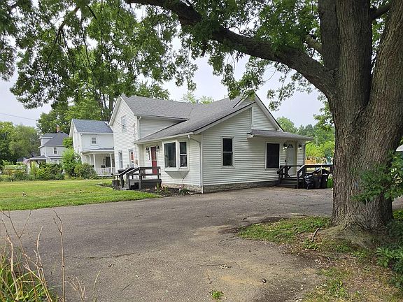 2nd image of 708 N Mill St