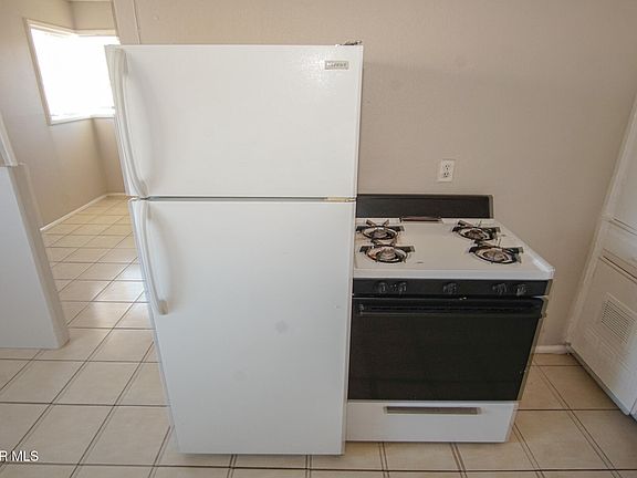 5th image of 1317 Saint Johns Dr APT 1