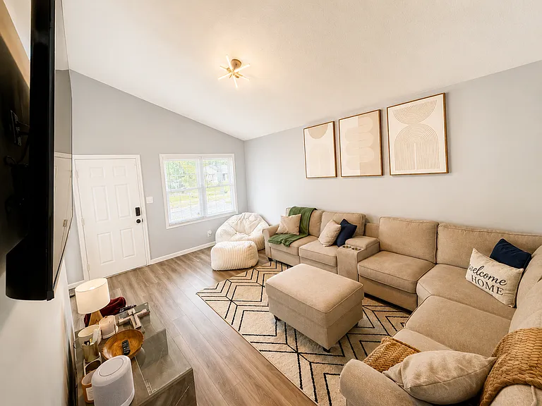 4210 Hillside Dr — Photo 8