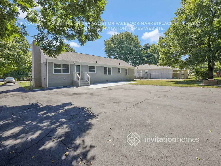512 Inwood Dr — Photo 28