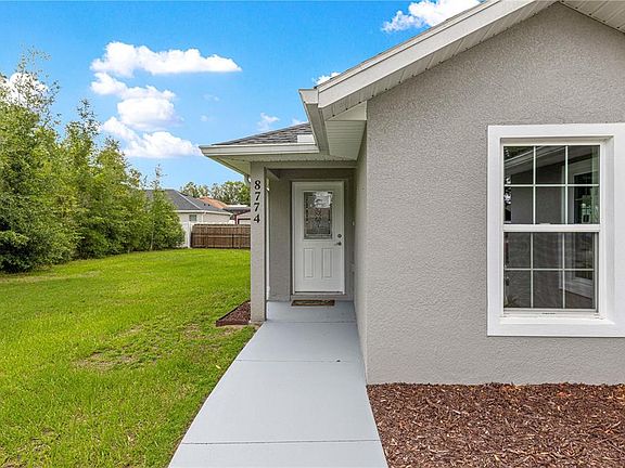 3rd image of 8774 SE 162nd St