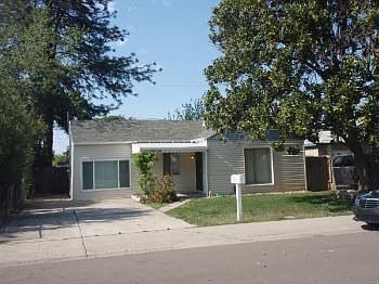1st image of 2119 W Bristol Ave