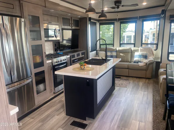 1406 S HAVASUPAI Drive #406, Apache Junction, AZ 85119