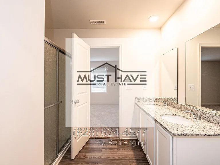 1942 Tranquility Cir #B — Photo 10