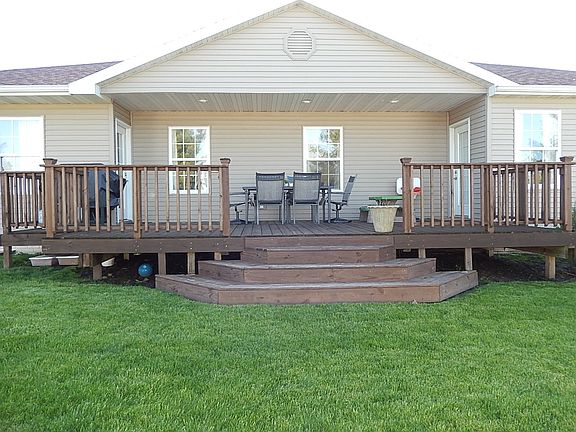 3rd image of 8082 Northridge Dr