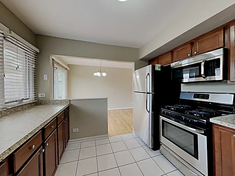 236 E Park Ave — Photo 8