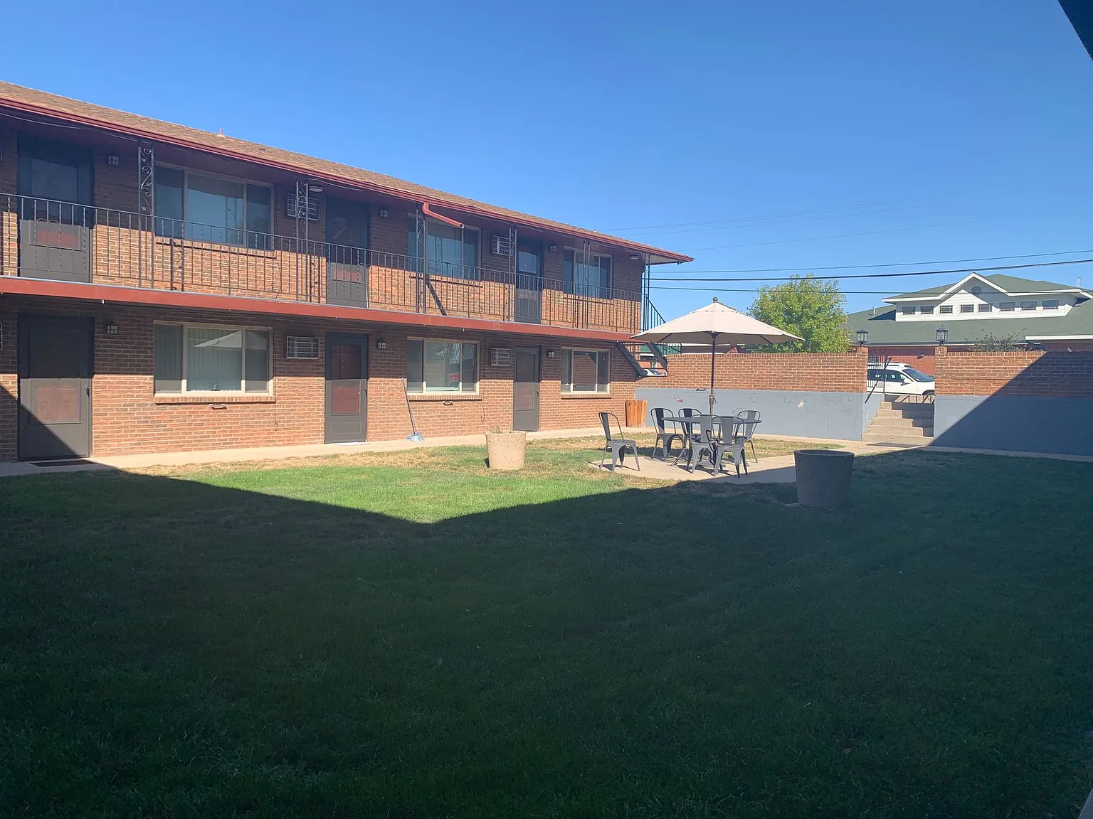 1419 Coffman Street — Photo 3