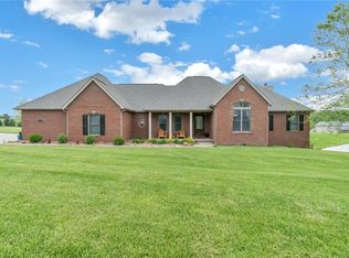167 Hilltop Meadows Dr, Jackson, MO 63755