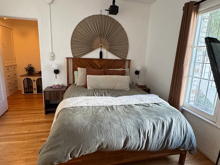 1132 N Vista St #1 — Photo 14