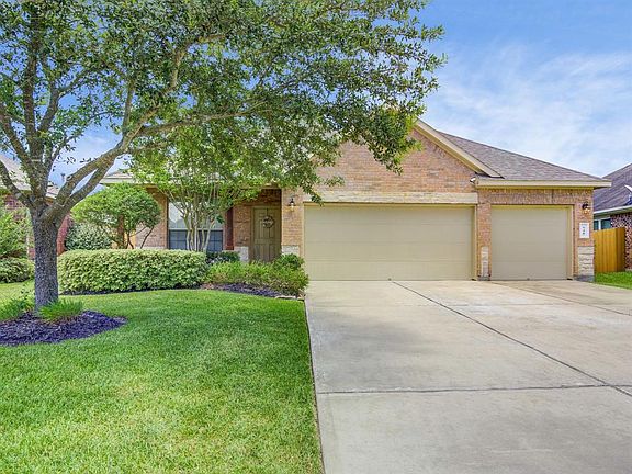 3rd image of 948 Umbria Ln