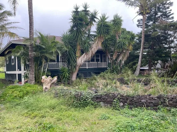 94-1498 Hekau St, Naalehu, HI 96772