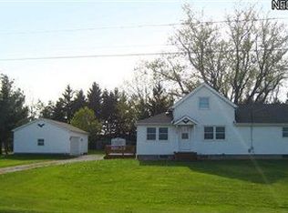 3527 Maple Rd, Jefferson, OH 44047