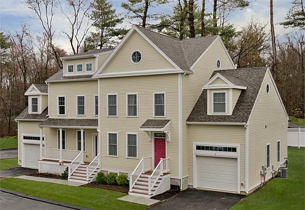 1st image of 7 Middlewood Dr #7