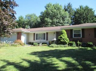 1221 Lyn Rd, Bowling Green, OH 43402