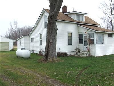 3rd image of 2309 E Britain Ave
