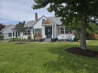 107 Circle Dr, Beaufort, NC 28516