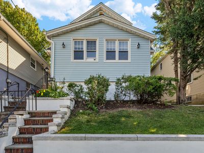 722 Stewart St, Ridgefield, NJ, 07657