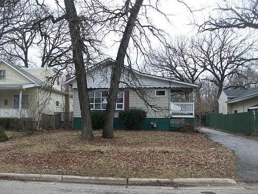 1st image of 16026 S Forest Ave